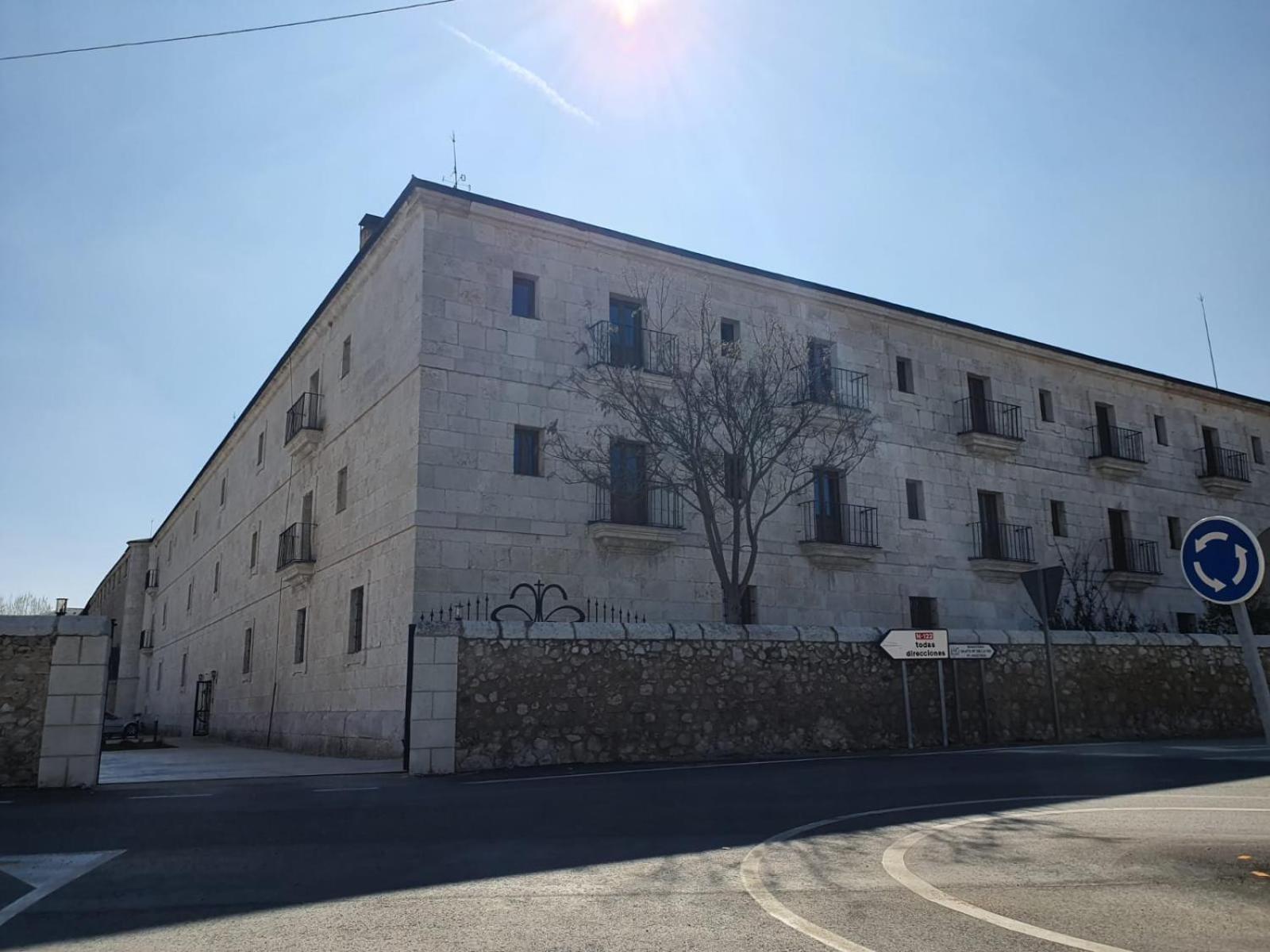 Hotel Hospedería Monasterio de La Vid La Vid y Barrios Exterior foto